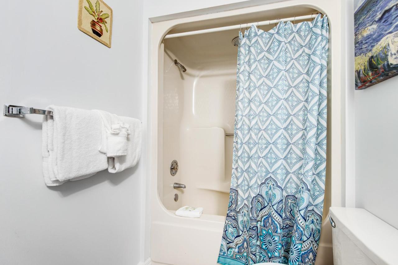 The Inn At St. Thomas Square #1203A Panama City Beach Bagian luar foto